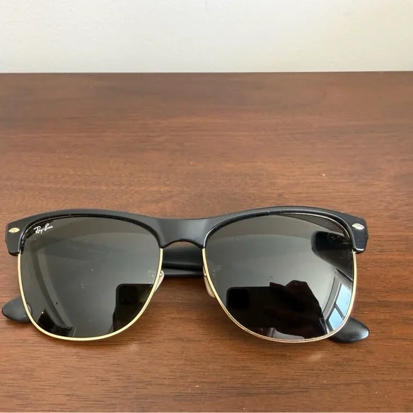 Ray-Ban Matte Black Sunglasses - Picture 5 of 6